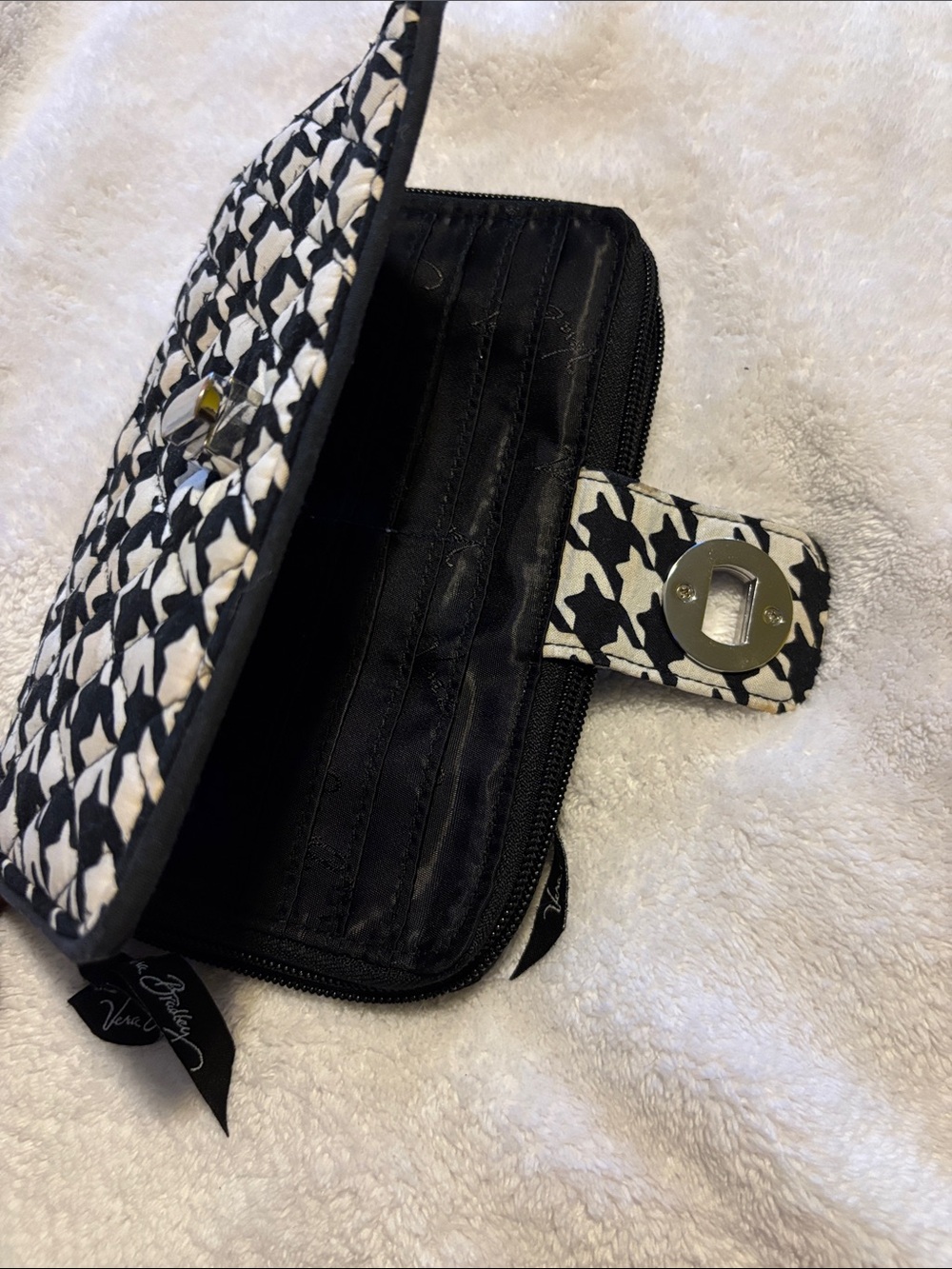 Vera Bradley Black & White Houndstooth Quilted Phone Wallet Clutch
